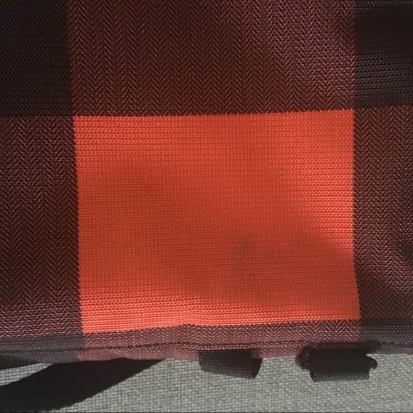 Burton Laptop Sleeve with Storage - Picture 6 of 6